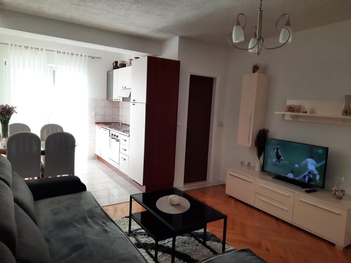 Apartments Rose Loboja Makarska Exterior foto