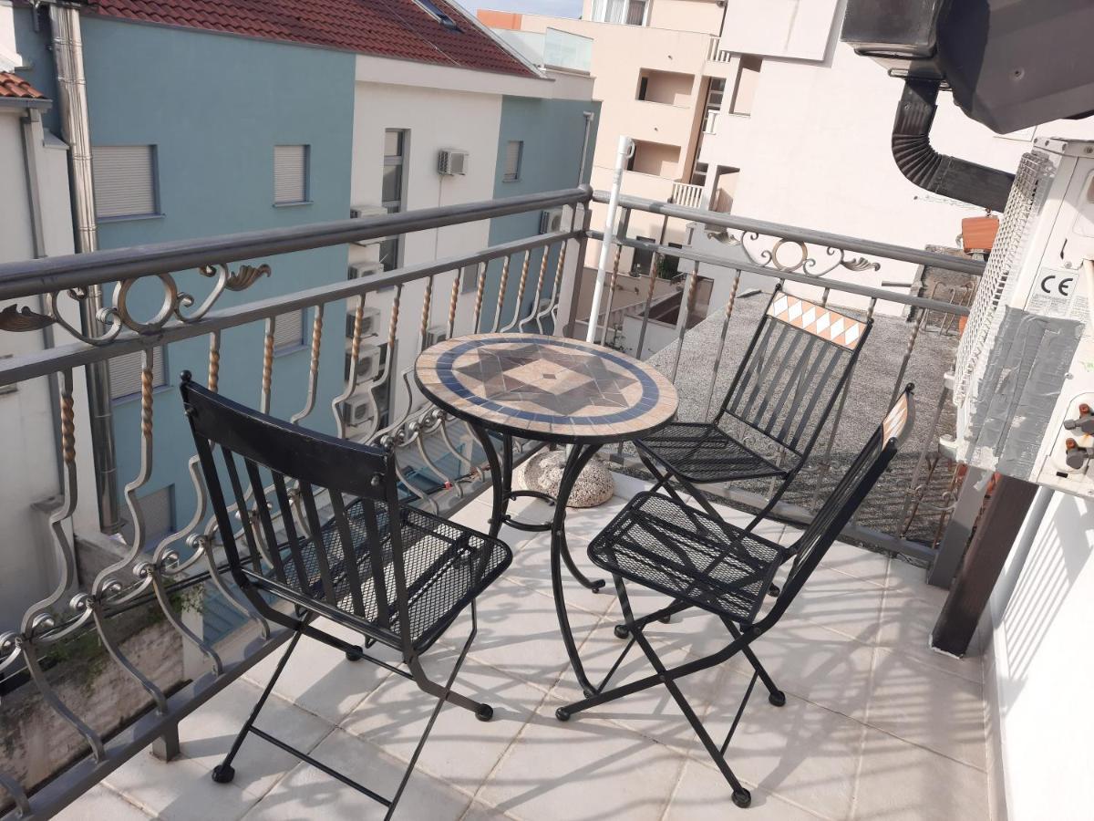 Apartments Rose Loboja Makarska Exterior foto